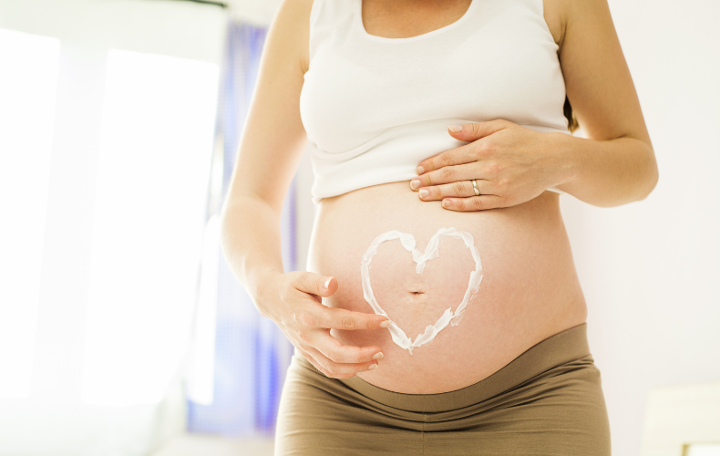 Summer Skin Care Tips for a Healthy Pregnancy Glow